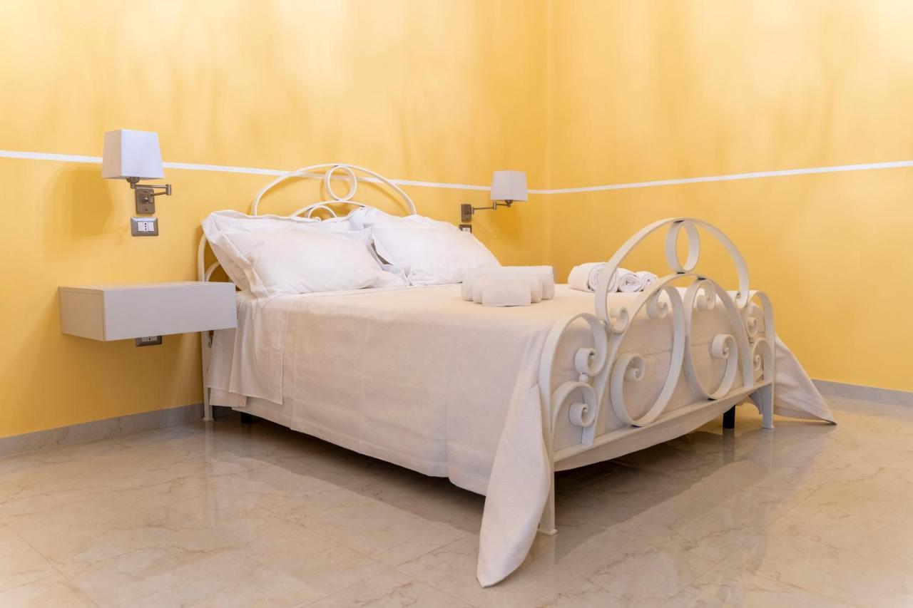 Hotel A Casa Dei Miei San Pietro Vernotico Zewnętrze zdjęcie