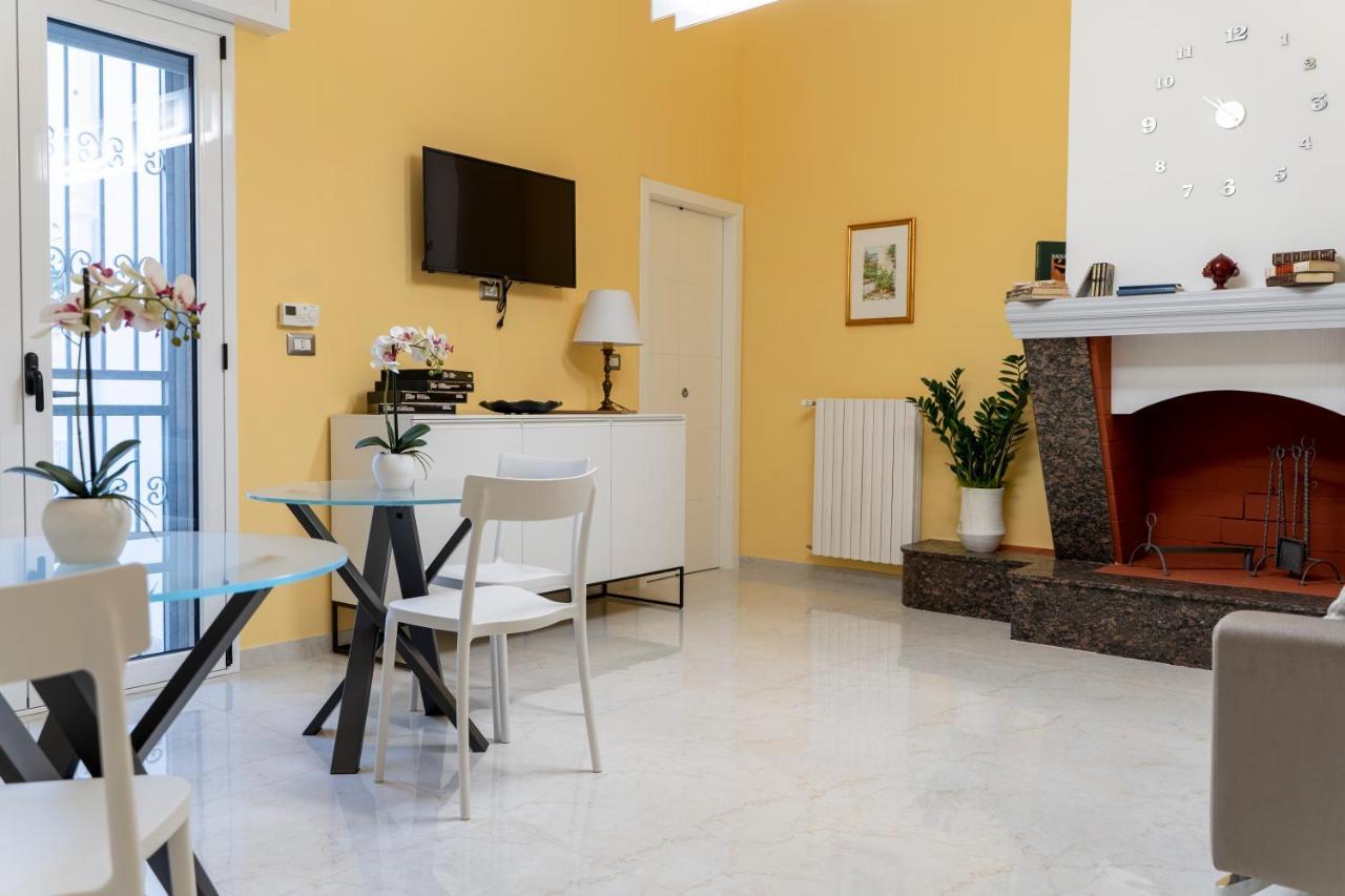 Hotel A Casa Dei Miei San Pietro Vernotico Zewnętrze zdjęcie